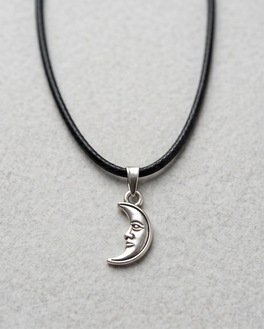 Silver Vintage Crescent Moon Face Necklace