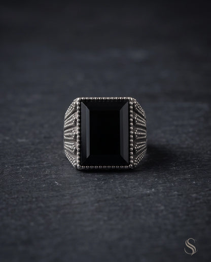 Onyx Gemstone Beaded Frame Emerald-Cut Fluted Stippled Silver Ring