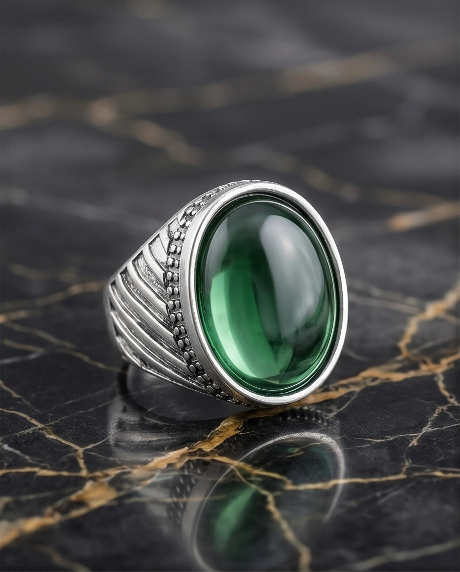 Vintage Sterling Silver Oval Emerald Cabochon Ring