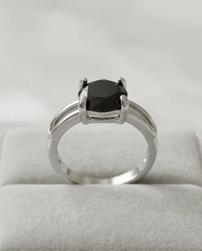 Sterling Silver Round-Cut Split Shank Black Onyx Ring