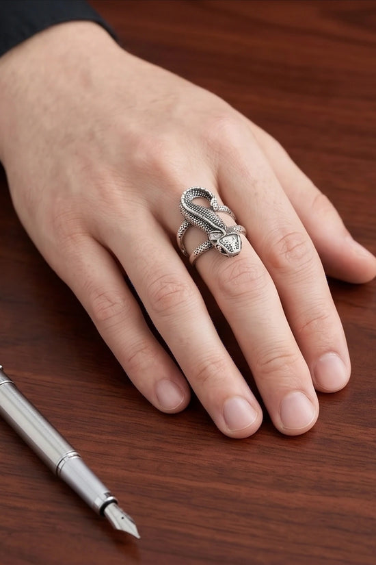 Vintage Silver Oxidized Chameleon Lizard Statement Ring