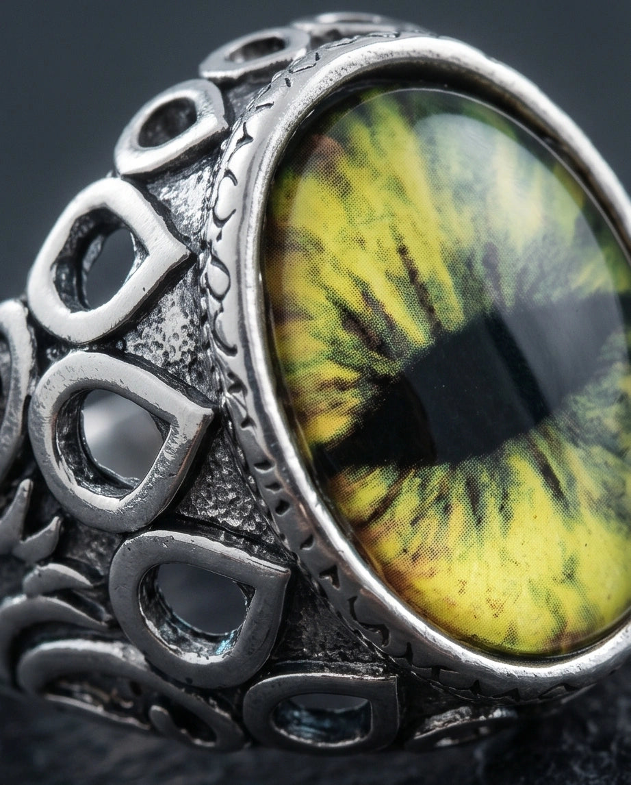 Vintage Sterling Silver Gothic Owl's Eye Statement Ring