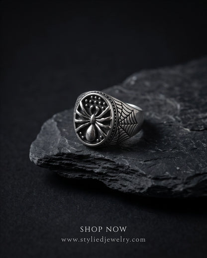 Arachnid Web-Shoulder Signet Silver Ring