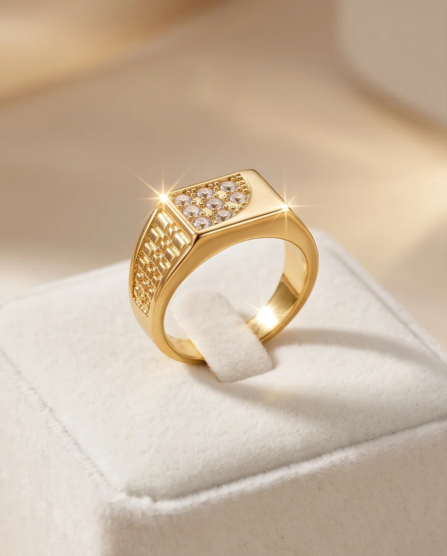 Pavé Crystal Cluster Inlay Brick-Link Band Gold Ring
