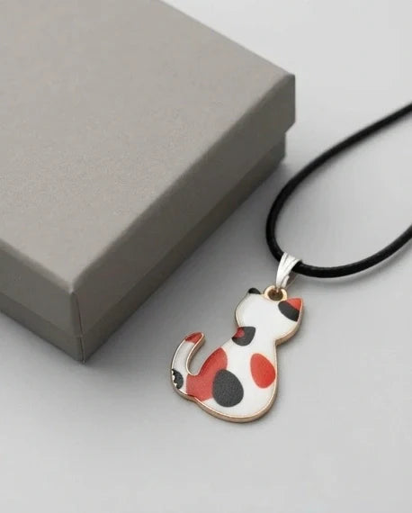 Artistic Calico Cat Silhouette Pendant Necklace