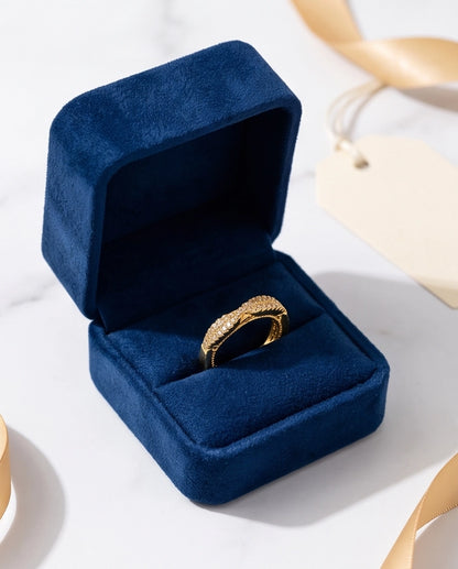 Pavé Gold Infinity Bypass Band