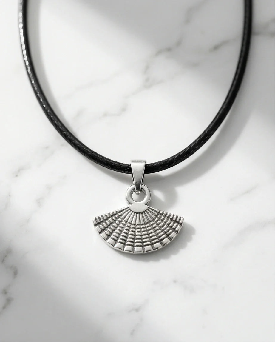 Silver Hand Fan Pendant Necklace