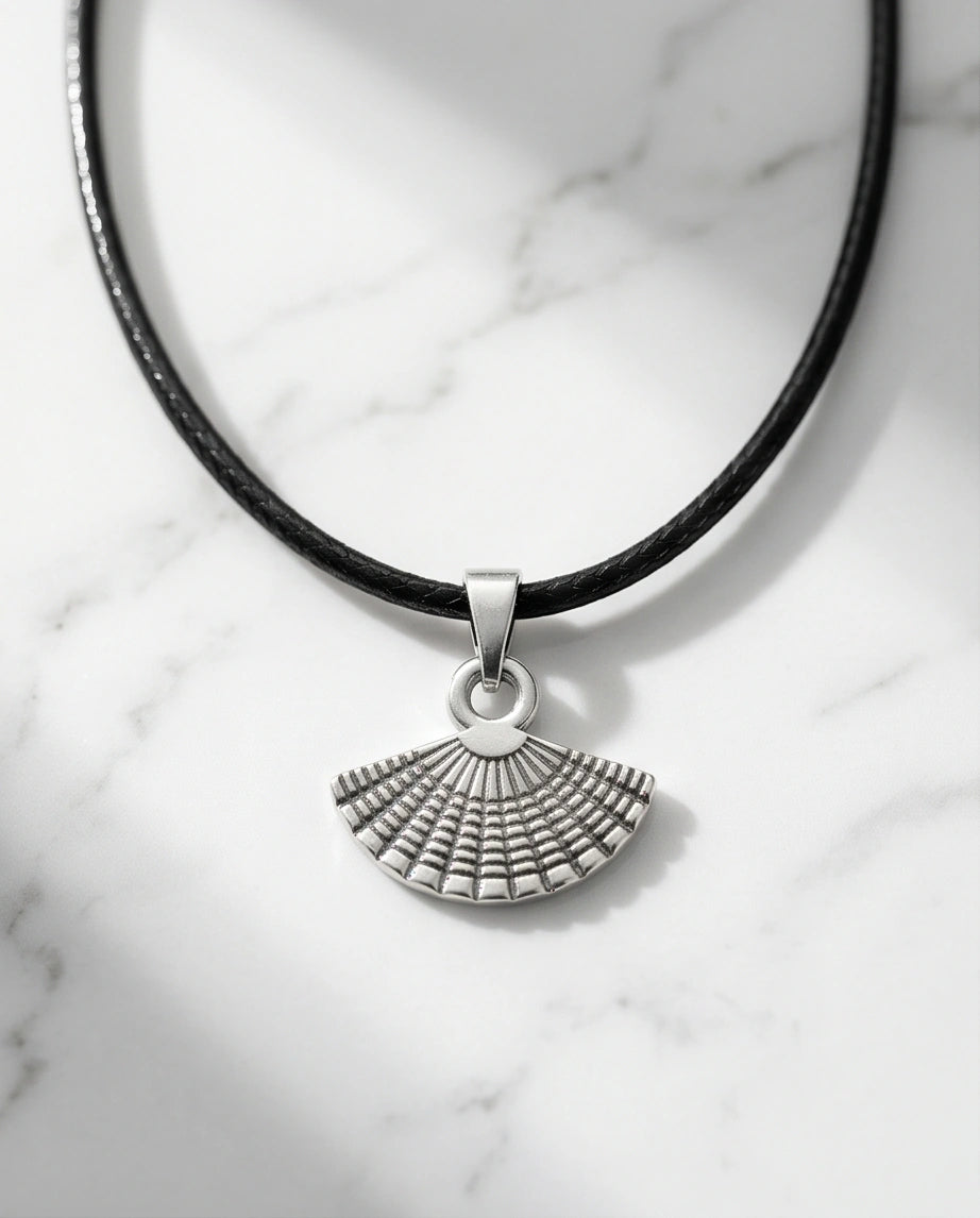 Silver Hand Fan Pendant Necklace