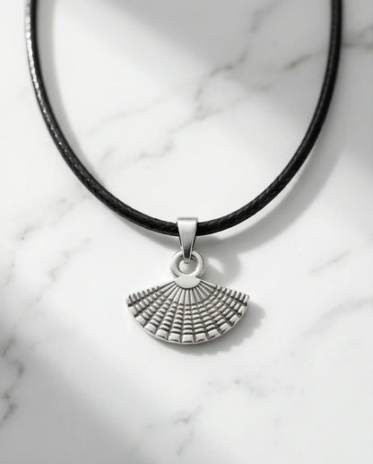 Silver Hand Fan Pendant Necklace