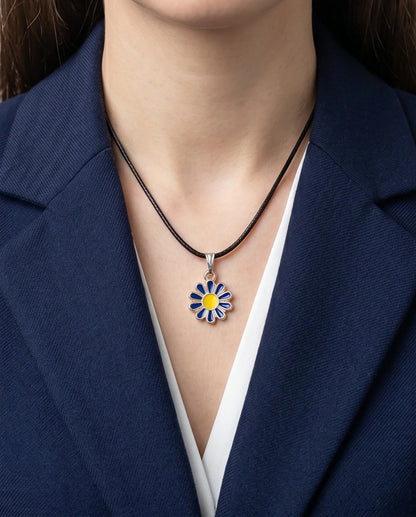 Midnight Blue Daisy Pendant
