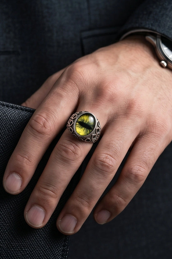 Vintage Sterling Silver Gothic Owl's Eye Statement Ring