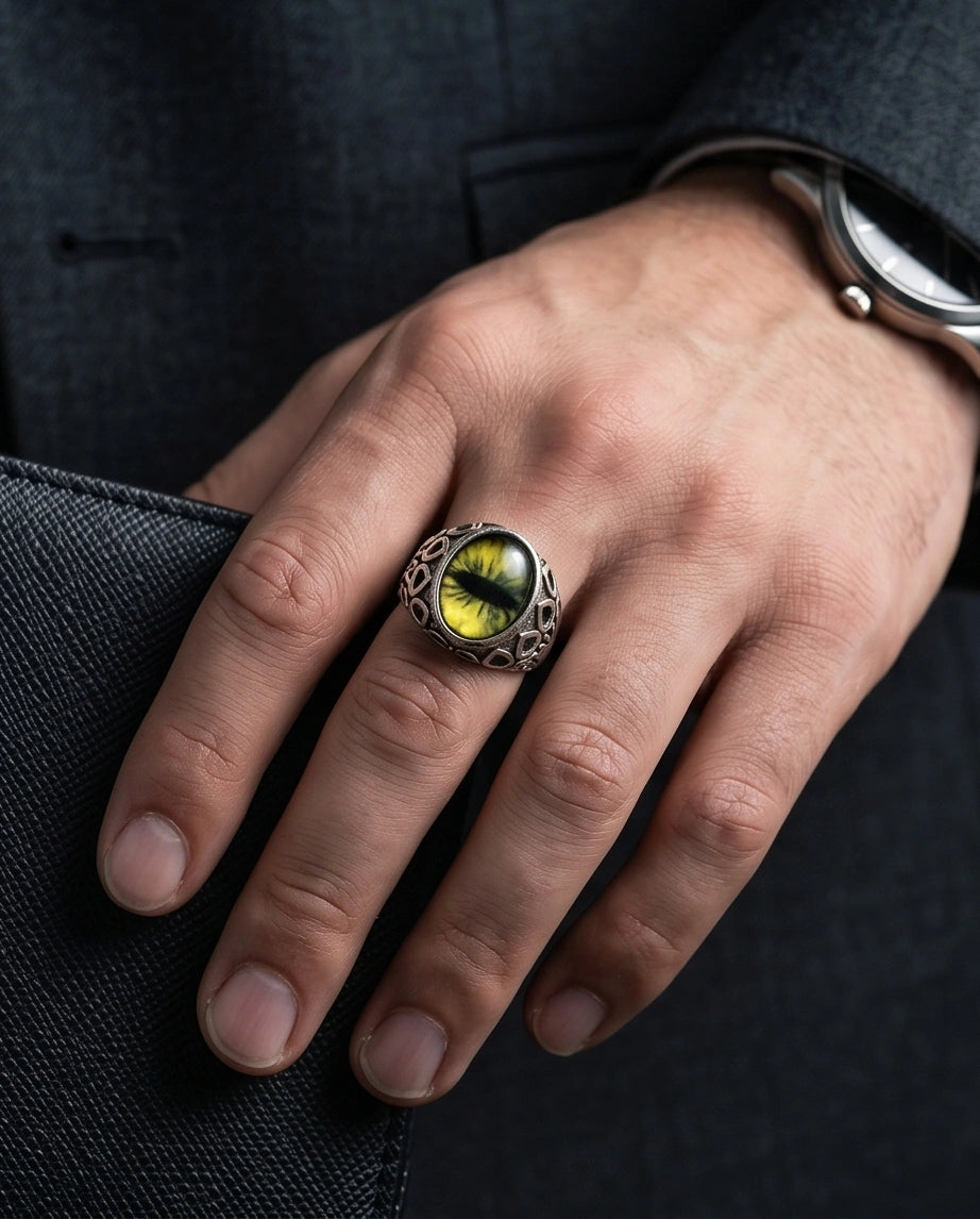 Vintage Sterling Silver Gothic Owl's Eye Statement Ring