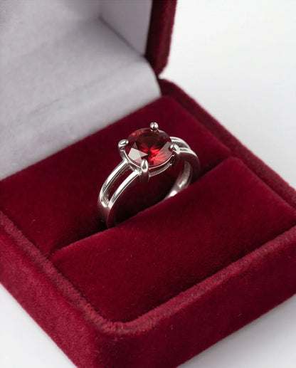 Sterling Silver Round-Cut Split Shank Garnet Red Solitaire Ring