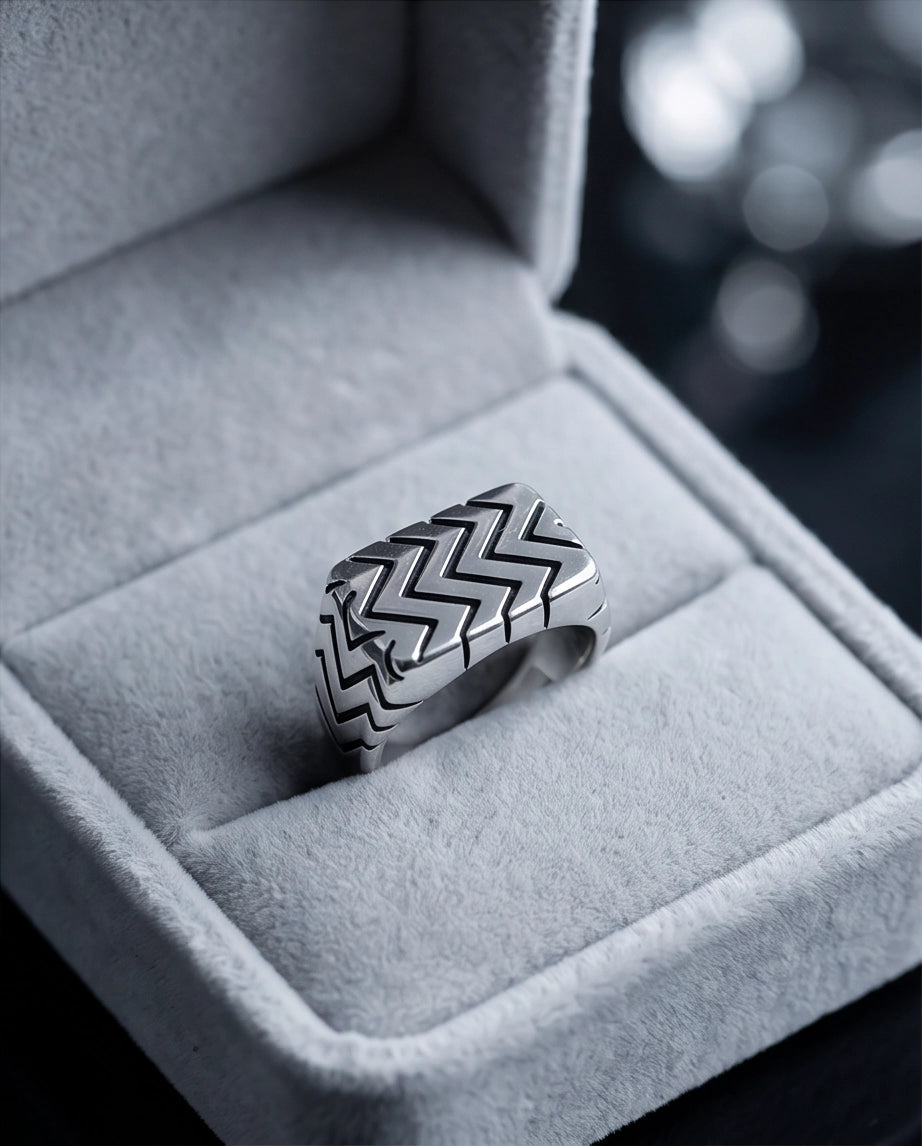 Geometric Zig-Zag Tire Tread Ring