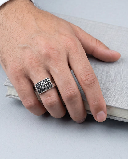 Black Gemstone Geometric Basket-Weave Signet Silver Ring