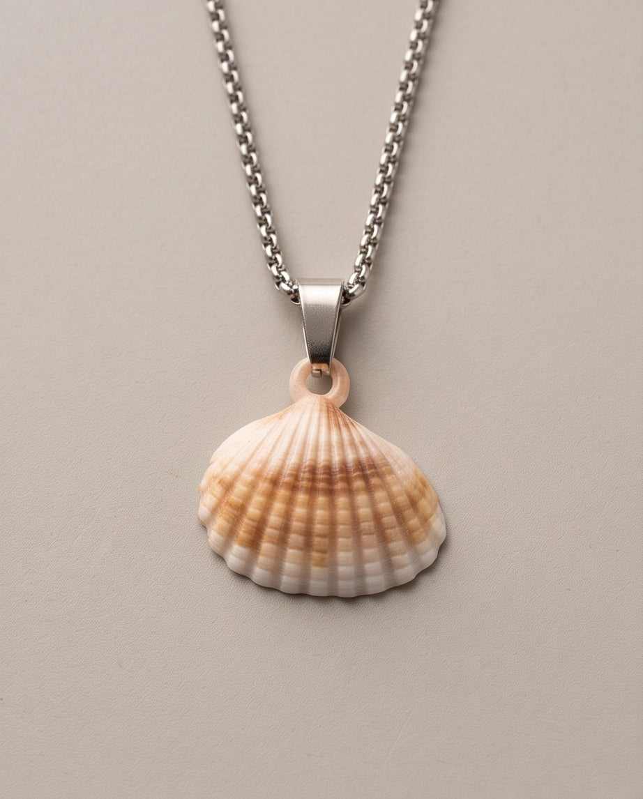 Silver Natural Seashell Pendant Chain Necklace