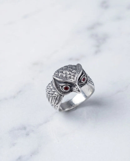 Ruby-Eyed Sculpted Owl Wing Ring