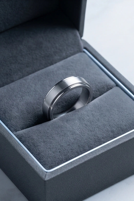 Classic Silver Matte Base Spinner Ring