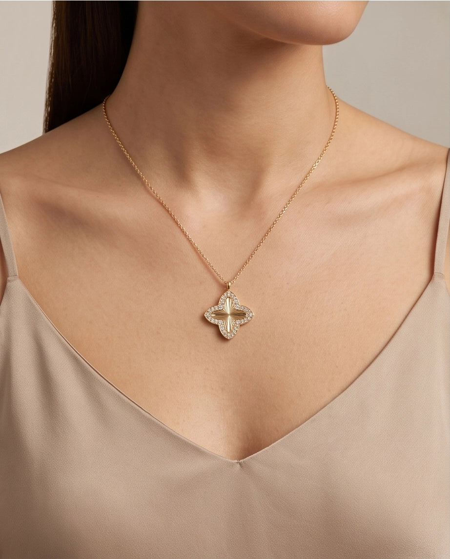 Gold Diamond-Cut Clover Pendant Necklace