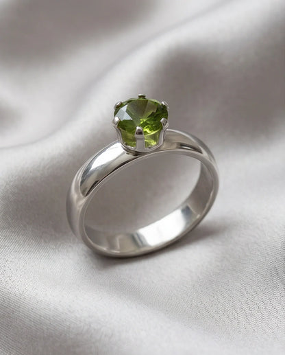 Sterling Silver Round-Cut Olive Green Solitaire Ring