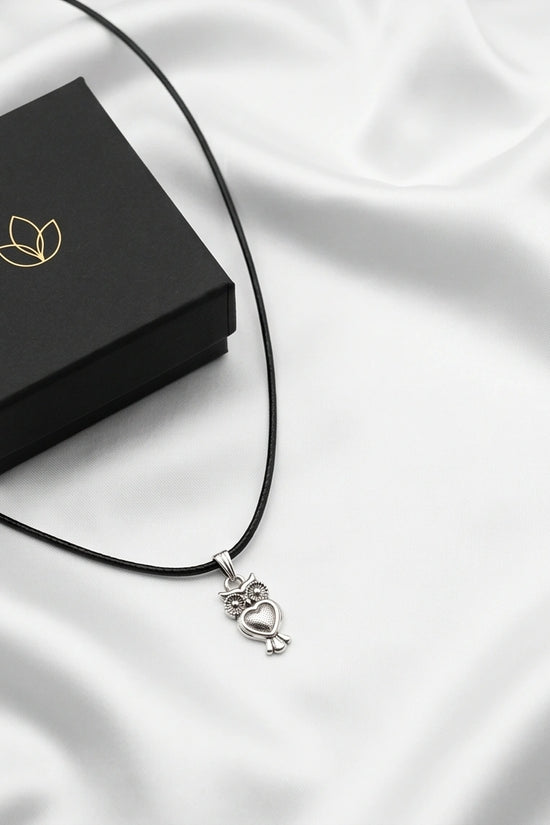 Silver Retro Heart Owl Necklace