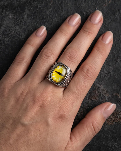 Amber Slit-Pupil Gilded Frame Silver Ring