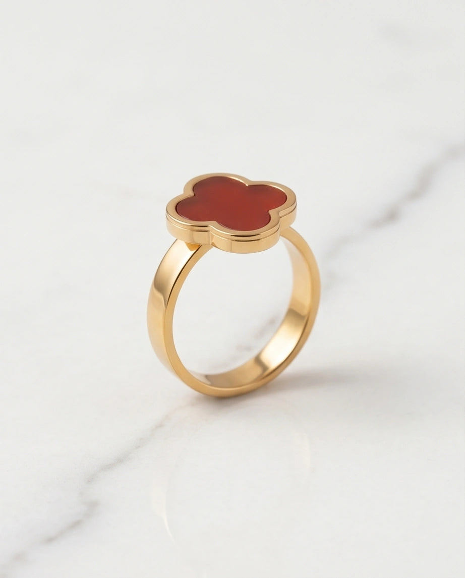 Golden Carnelian Clover Minimalist Ring