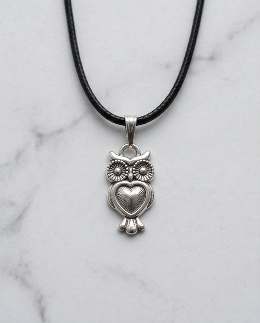 Silver Retro Heart Owl Necklace