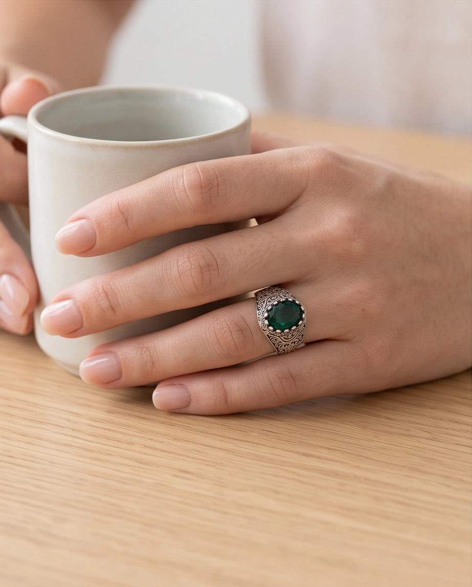 Deep Emerald Oval-Cut Gemstone Ornate Filigree Silver Ring
