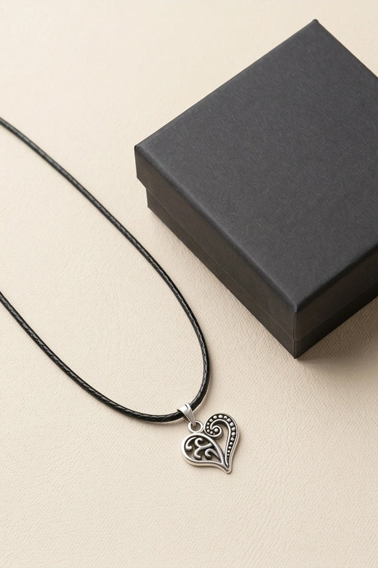 Silver Filigree Heart Pendant Necklace