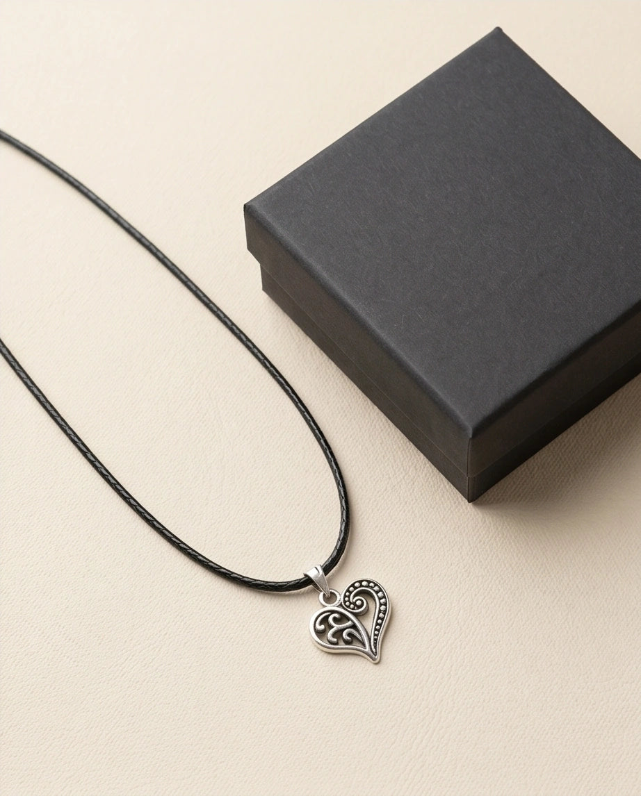 Silver Filigree Heart Pendant Necklace