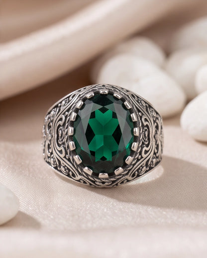 Deep Emerald Oval-Cut Gemstone Ornate Filigree Silver Ring