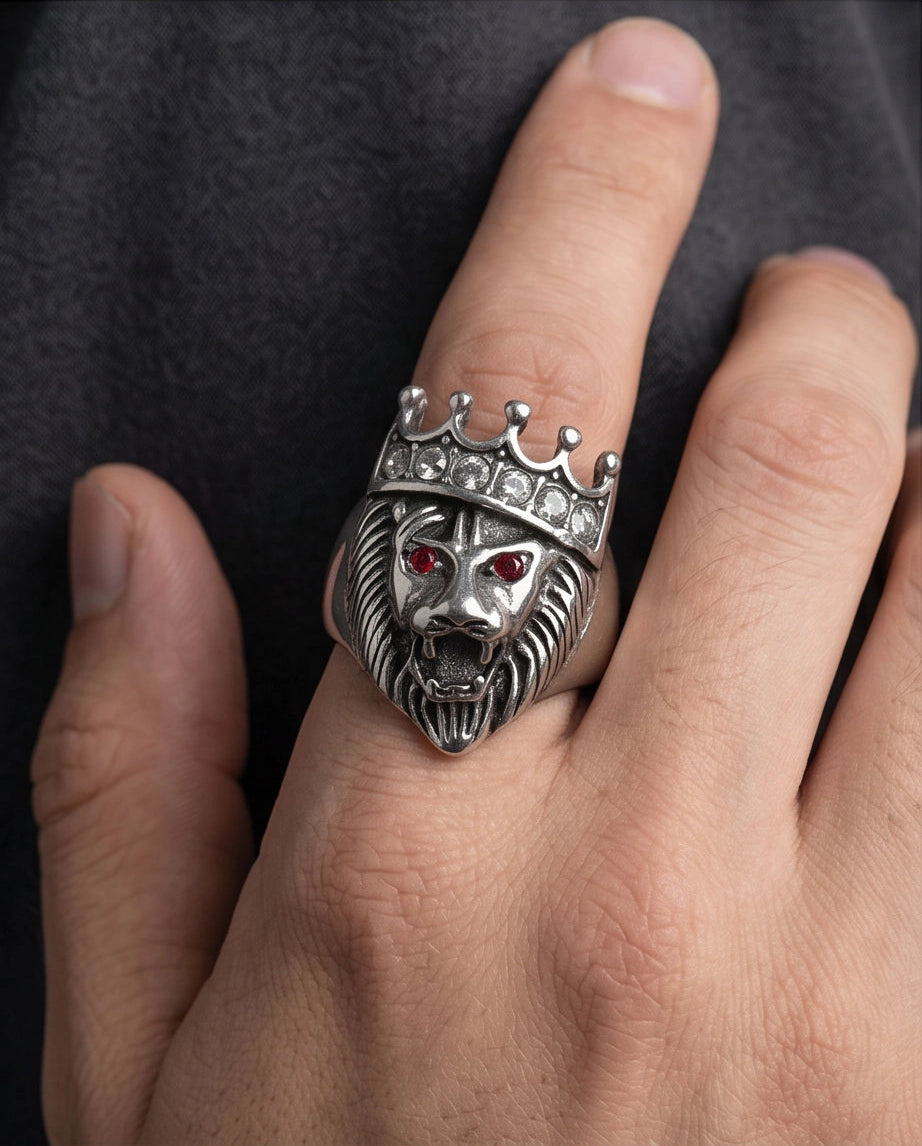 Ruby-Eyed Crowned Lion King Ring
