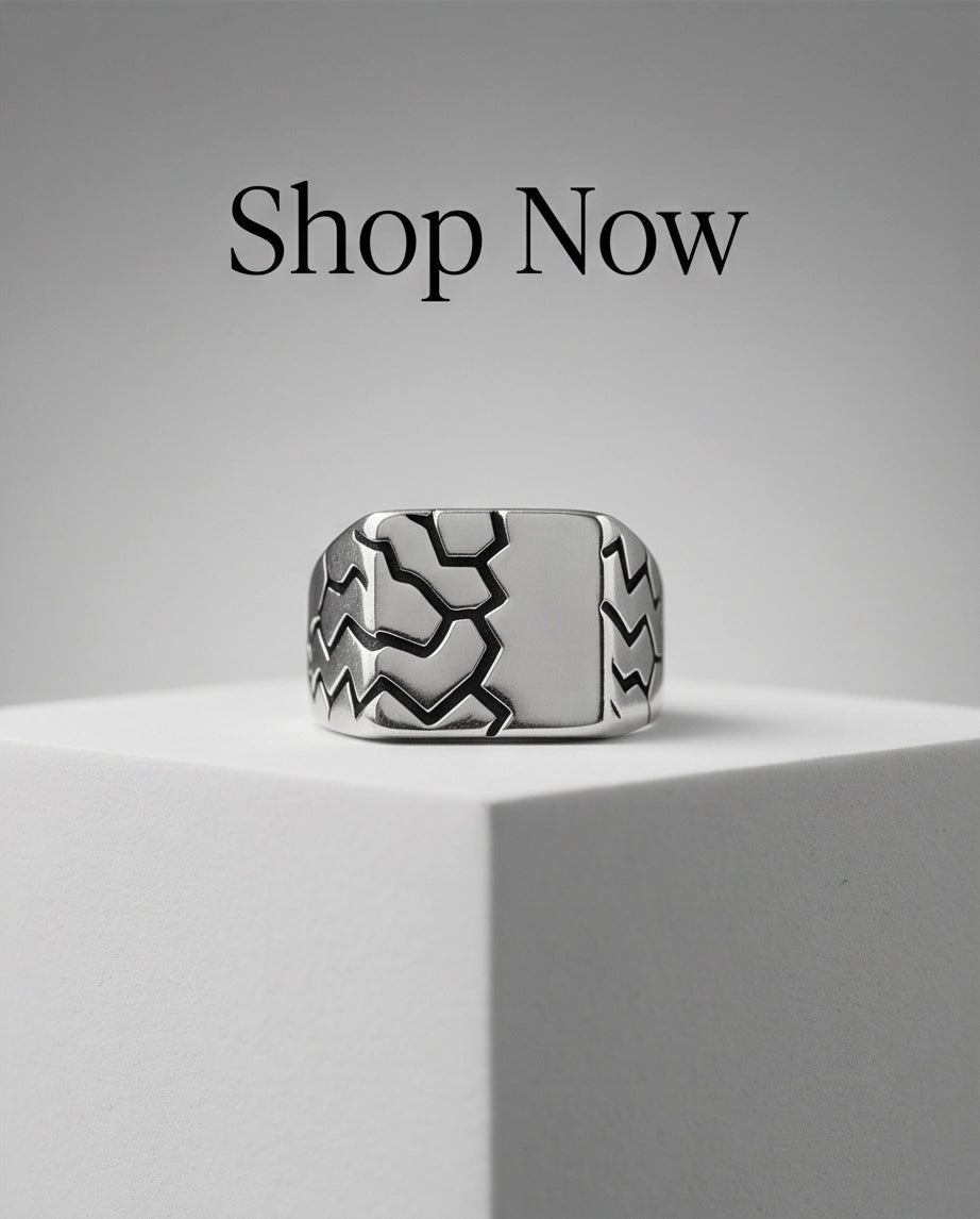 Fractured Asymmetric Signet Ring