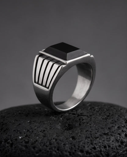 Pyramid Cut Onyx-Style Fluted Shoulder Silver Ring
