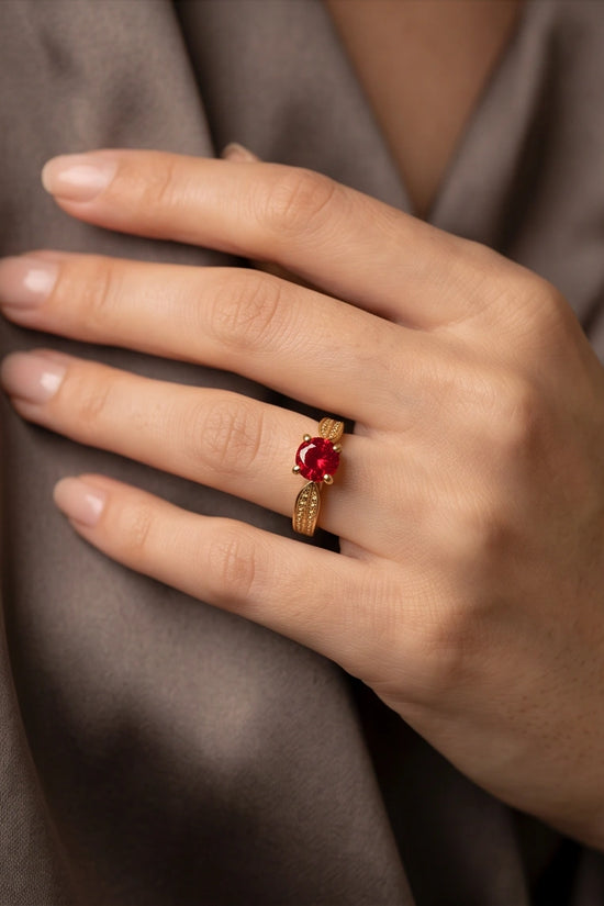 Vintage Gold Ruby Botanical Leaf Ring