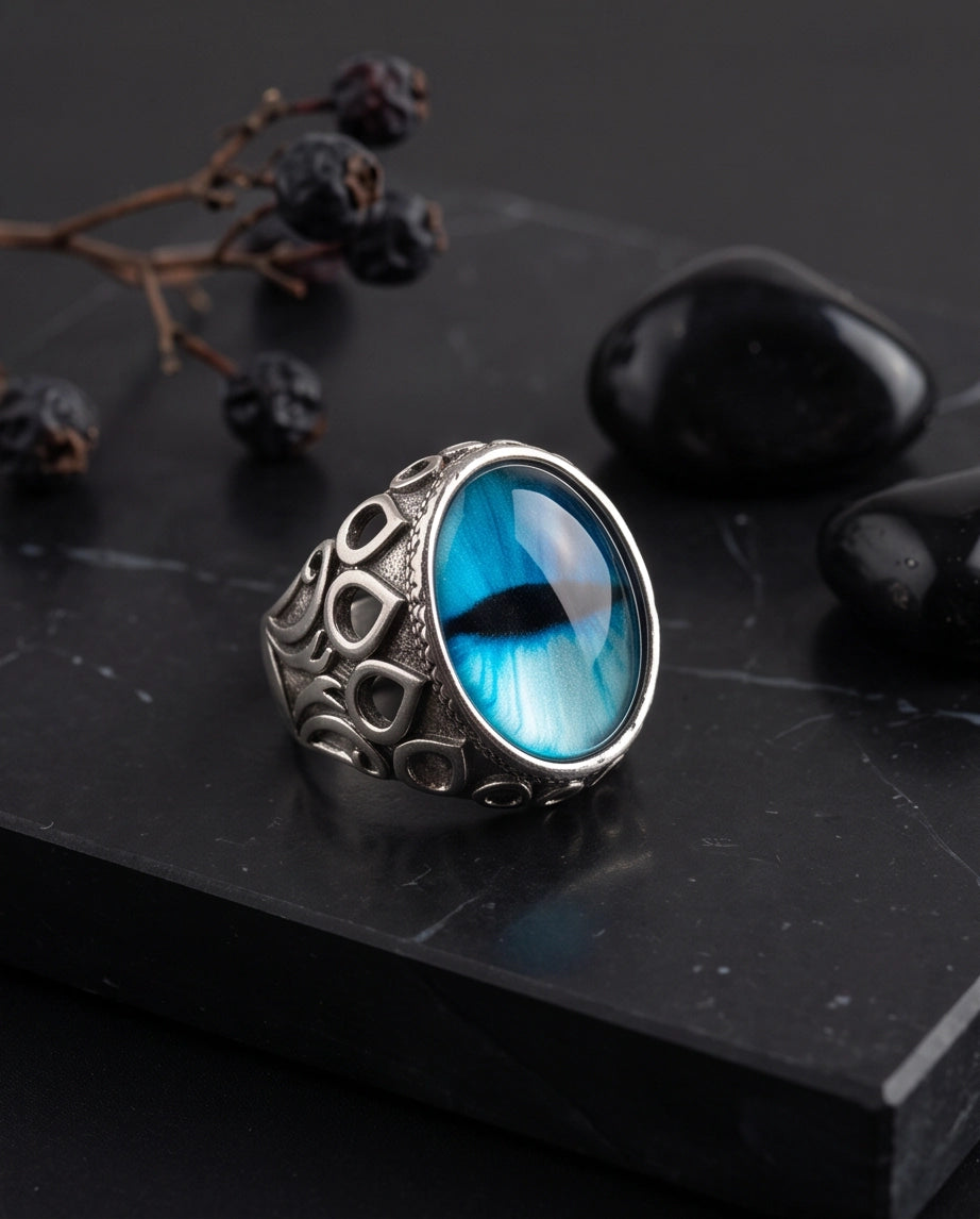 Azure Teardrop Filigree Slit-Pupil Silver Ring