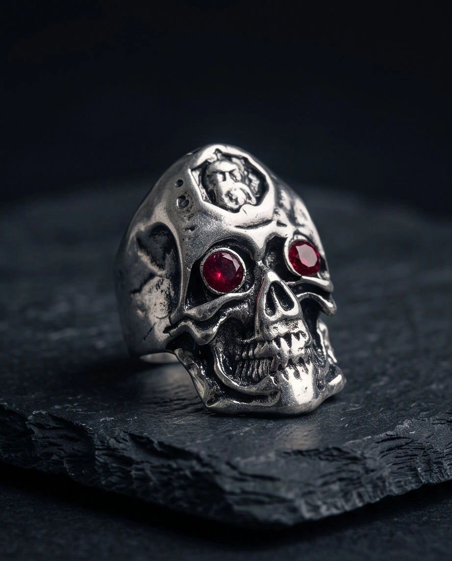 Crimson-Eyed Sculpted Skull Crest Ring