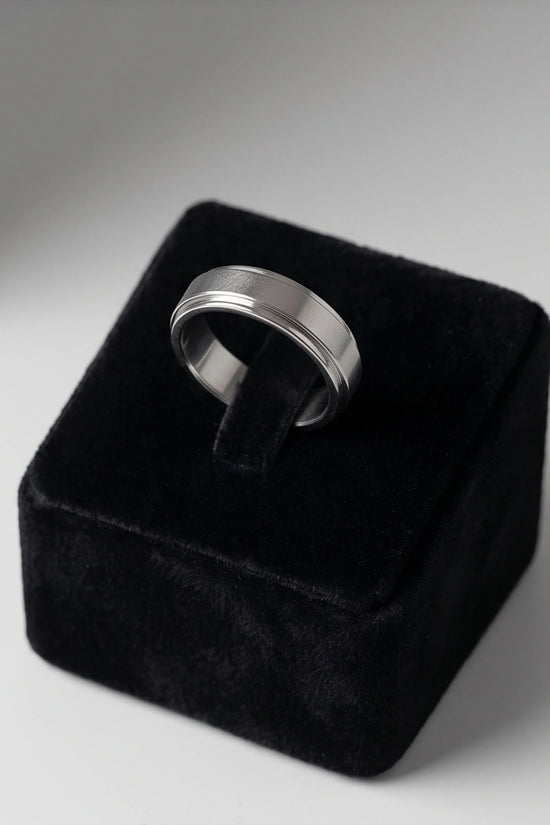 Classic Silver Matte Base Spinner Ring