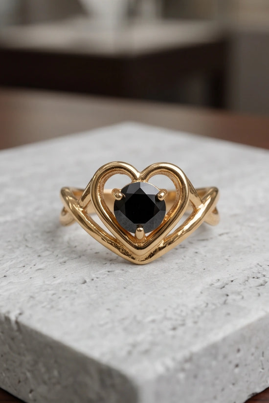 Gold Black Diamond Heart Openwork Ring