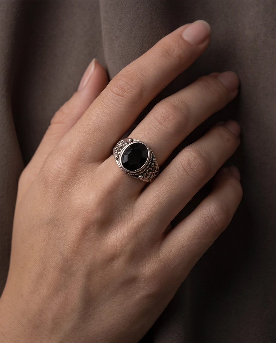 Faceted Oval Onyx-Style Beaded Bezel Filigree Silver Ring
