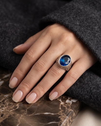 Sapphire Gemstone Beaded Surround Vertical Ribbed Silver Ring