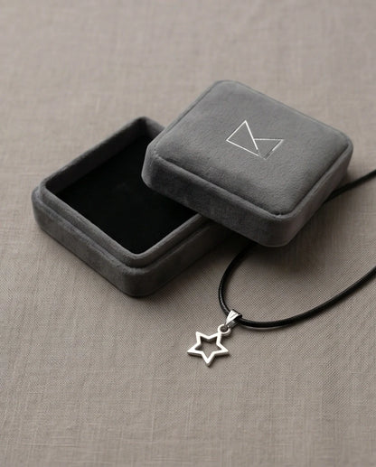 Silver Open Star Pendant Necklace
