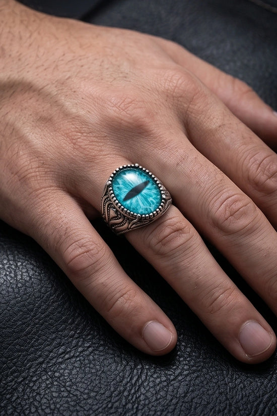 Vintage Sterling Silver Turquoise Dragon's Eye Statement Ring