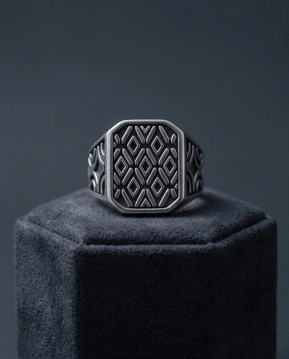 Vintage Sterling Silver Geometric Diamond Lattice Signet Ring