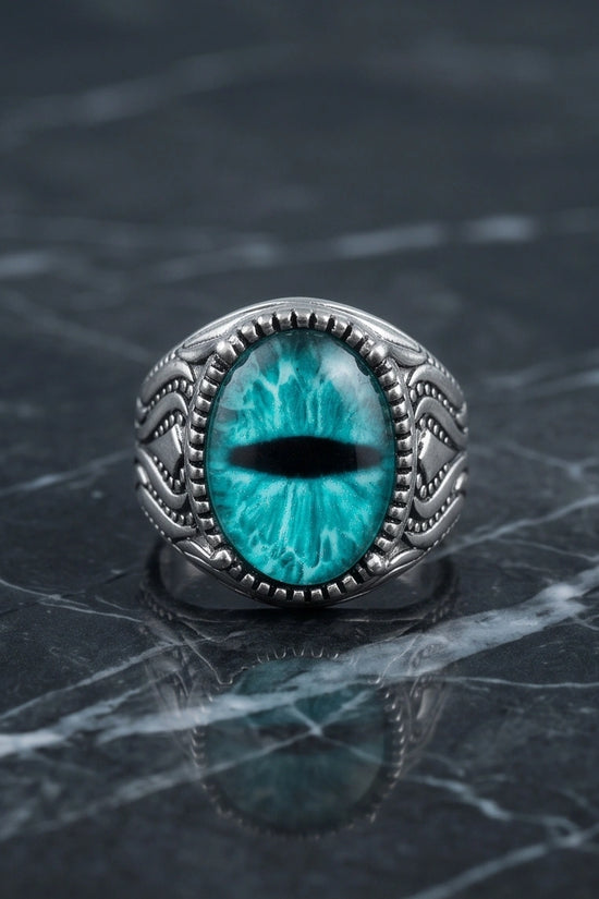 Vintage Sterling Silver Turquoise Dragon's Eye Statement Ring