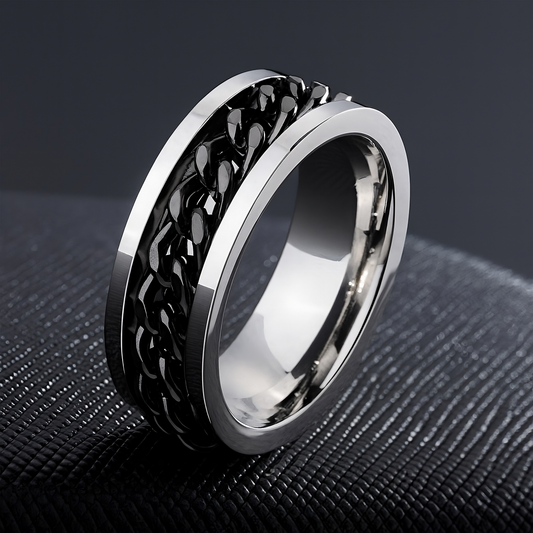 Black & white Chain Spinner Ring